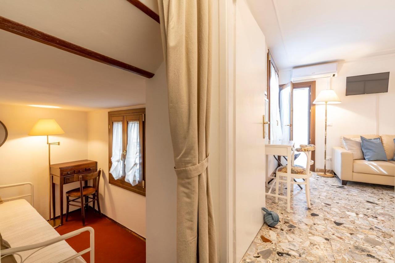 Appartamento Ai Miracoli Venecia Exterior foto